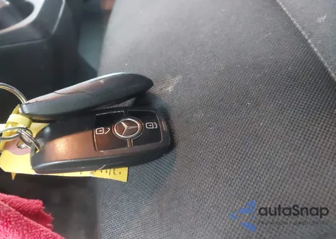 2019 Mercedes-Benz Sprinter 2500 Standard Roof I4 из США, поврежденный, VIN WD3PF0ED5KT004033